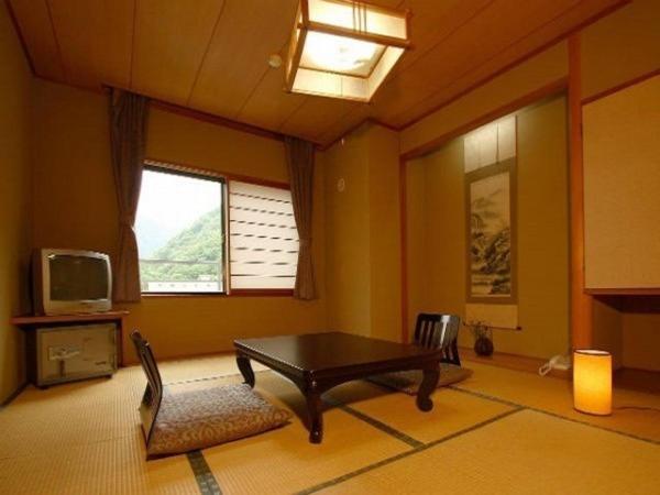 Hotel Bouzantei Kotobuki Ueda Pokoj fotografie