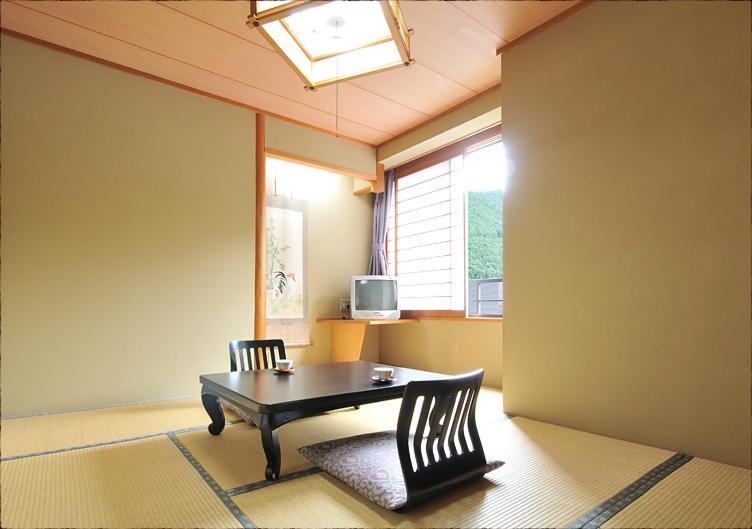 Hotel Bouzantei Kotobuki Ueda Pokoj fotografie